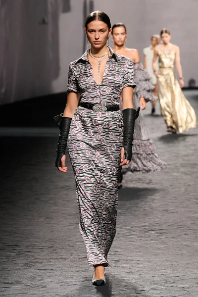 Look 47